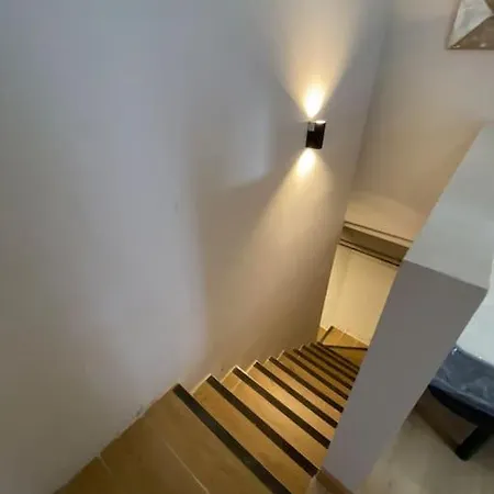 At 20' by Metro from the city centre (C) Apartamento en Av. América-2